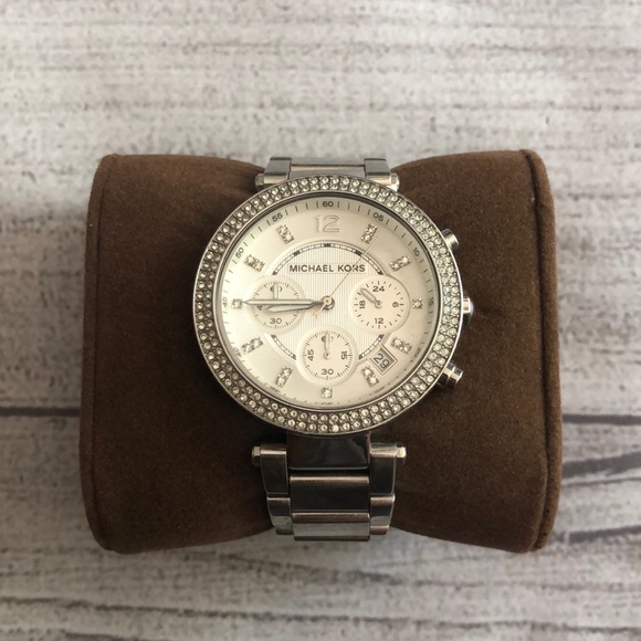 Michael Kors Watch - Picture 2 of 7